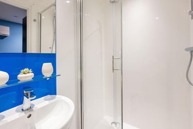 1 bed studio, Rackfield Place, Twerton, Bath, BA21HB - Image 4